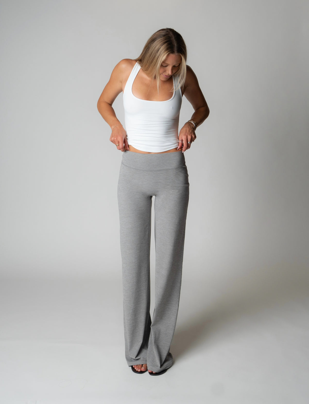 SPORT PANT IN HEATHER LIGHT GREY
