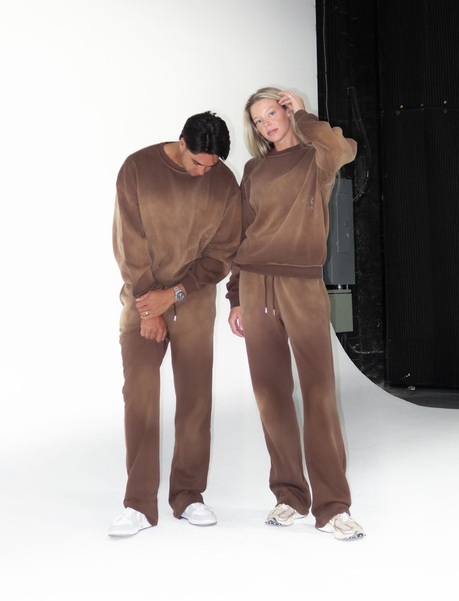 APRES SPORT CREW | VINTAGE BROWN - Après June