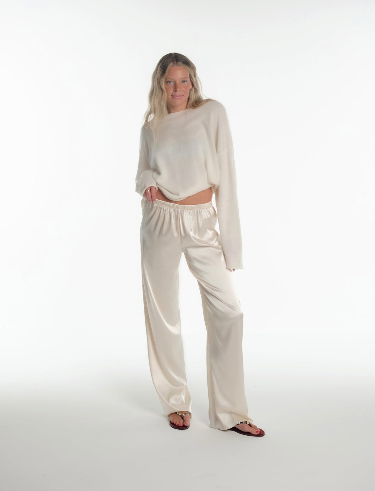 SATIN PANT IN CHAMPAGNE - Après June