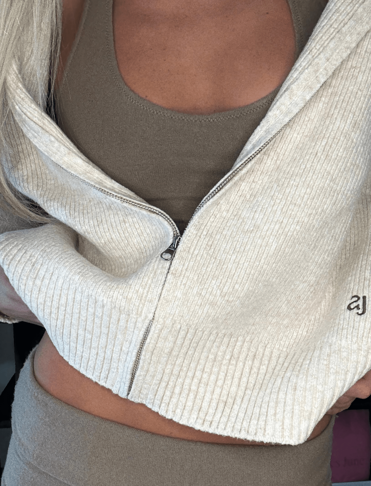 SOFT RIB KNIT ZIP - Après June