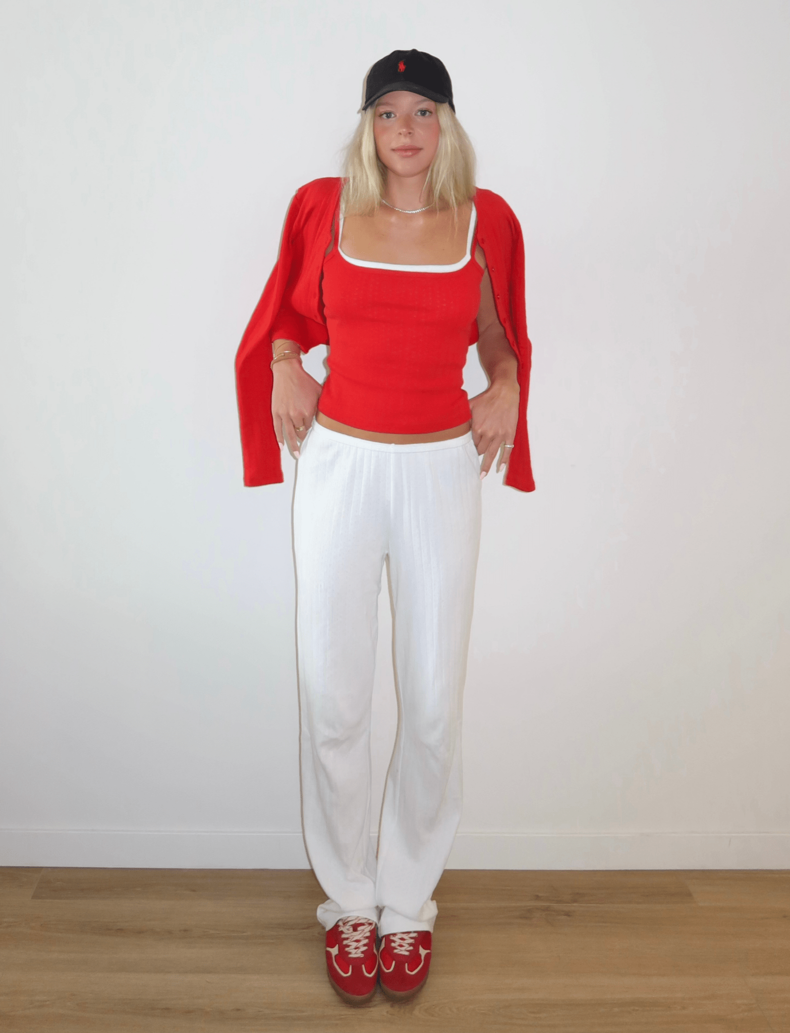 HOLIDAY POINTELLE CARDIGAN - Après June