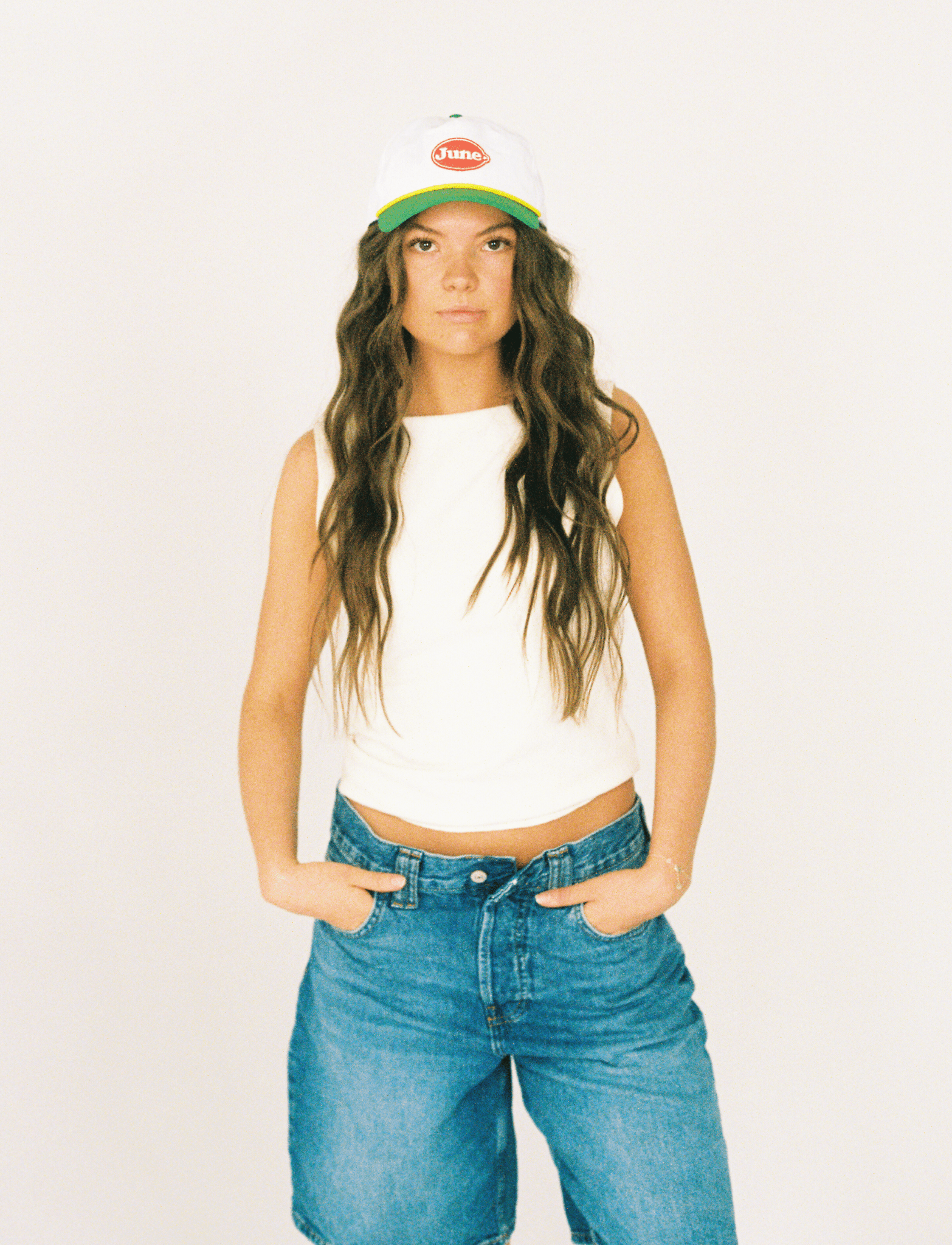 JUNE HAT - Après June