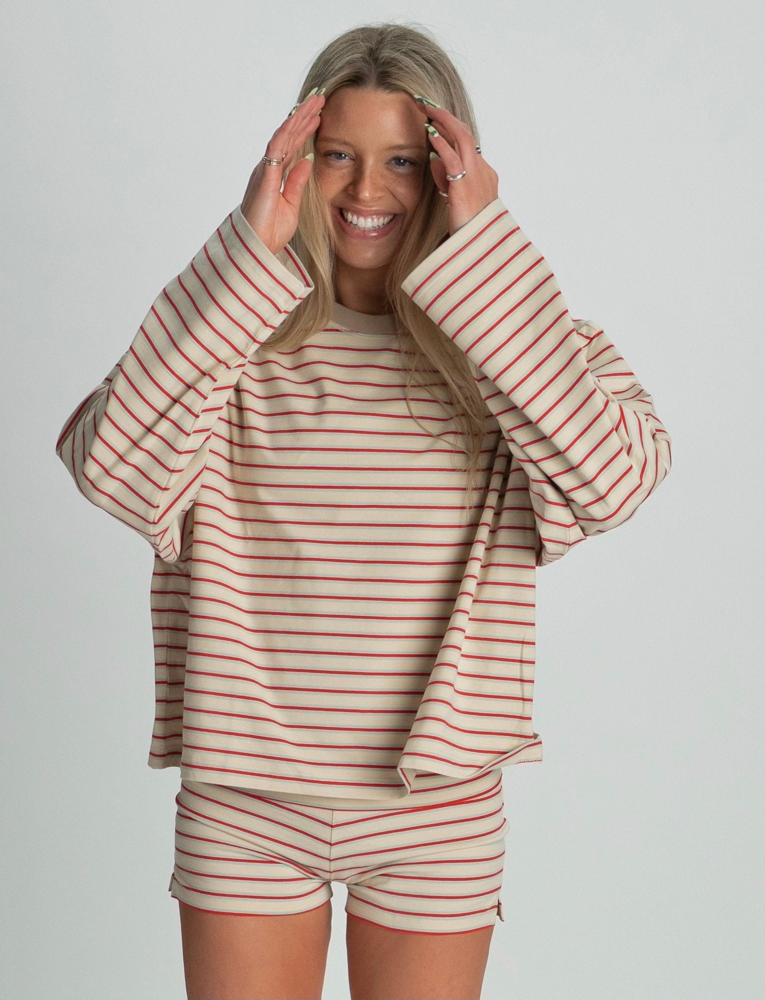 STRIPED SHORTS IN CREAM + BLUE + RASPBERRY - Après June
