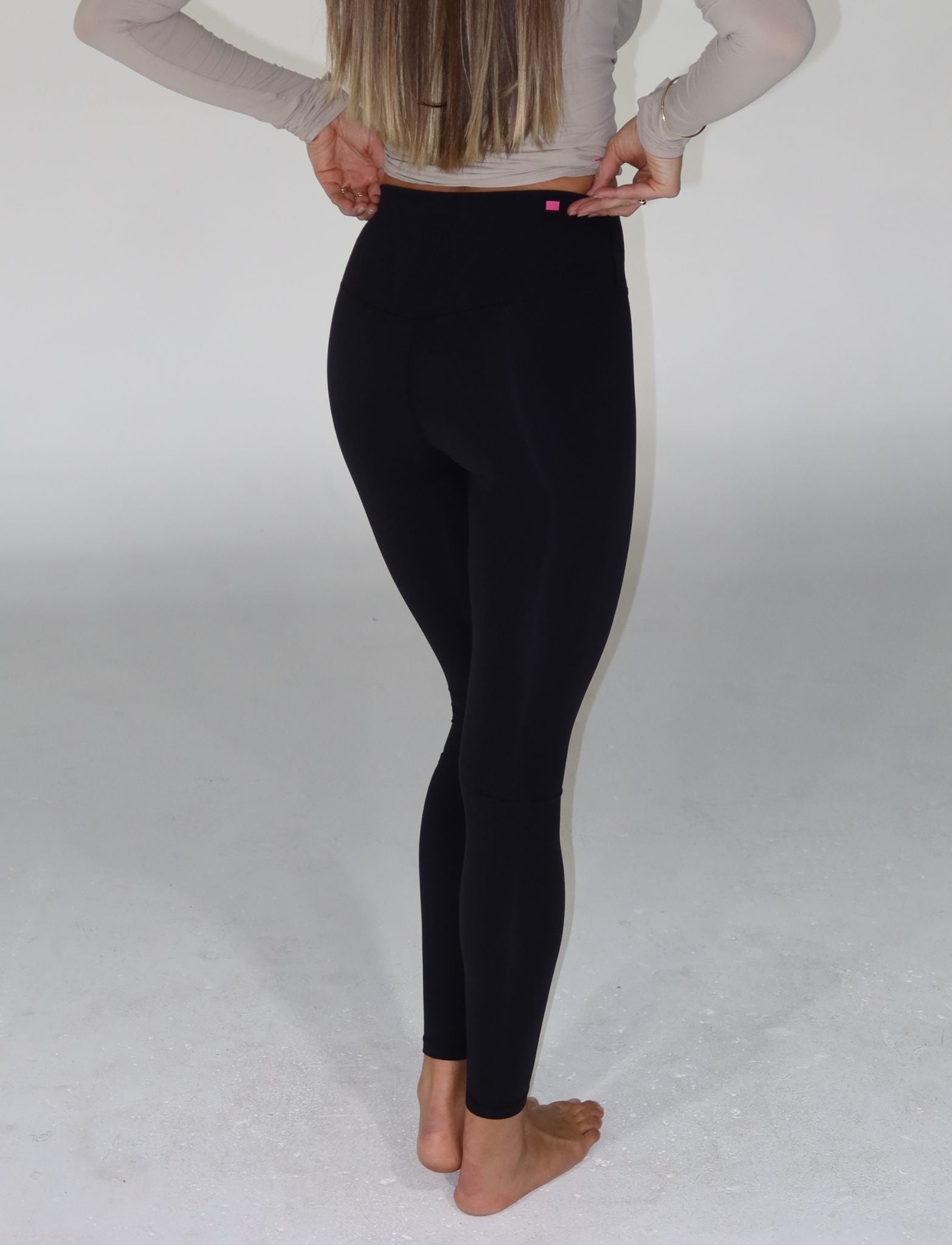 STUDIO LEGGING - Après June
