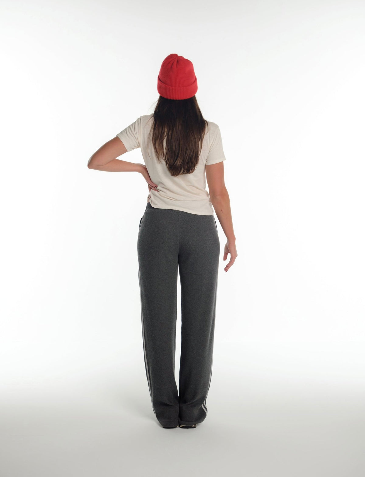 WAFFLE TRACK PANT 2.0 IN DARK GREY - Après June