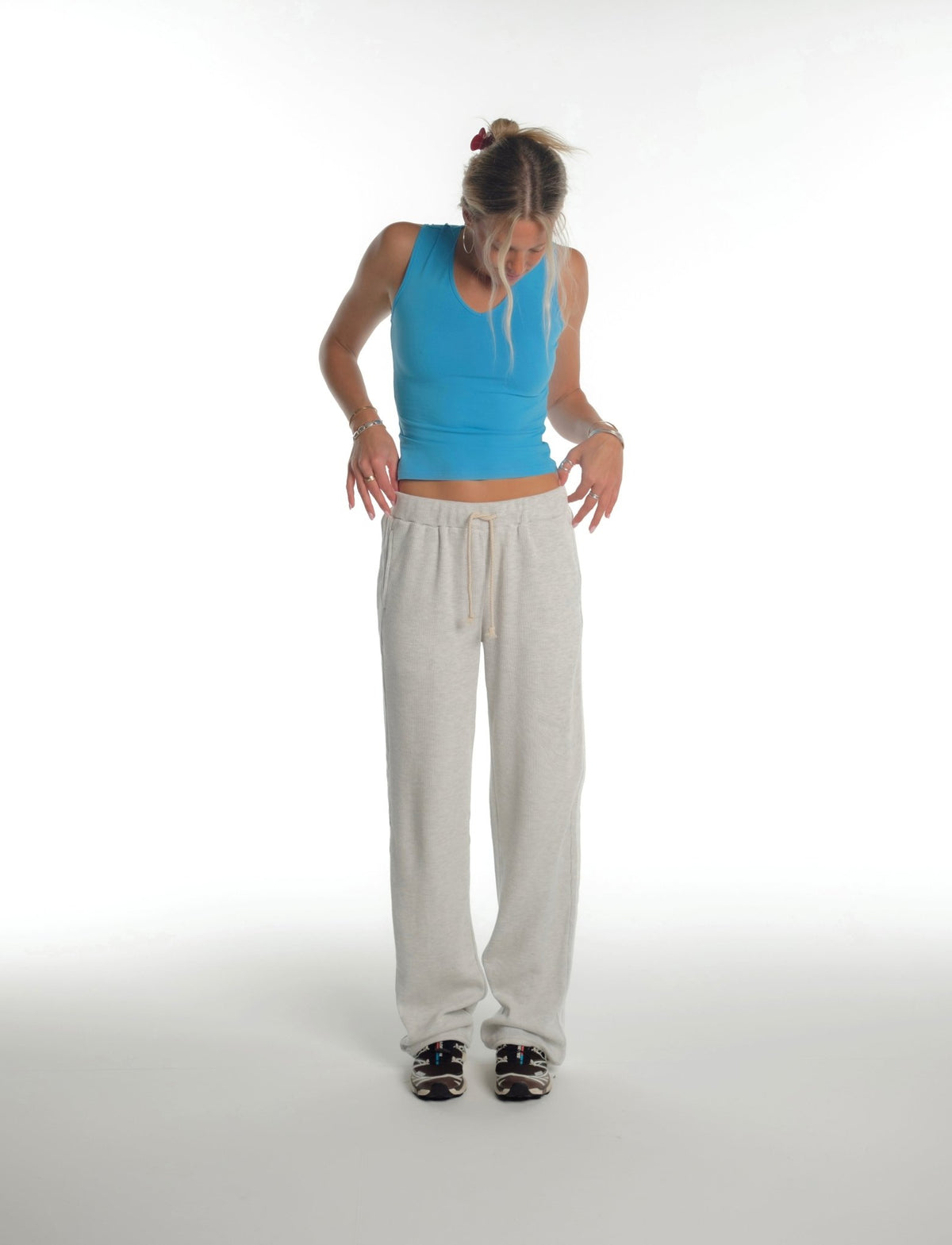 WAFFLE TRACK PANT 2.0 IN LIGHT GREY - Après June